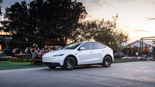 Elektrikli otomobil Tesla model Y