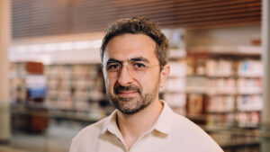 Microsoft AI CEO'su Mustafa Suleyman: "Erotik yapay zeka hizmetleri geliştirmeyeceğiz."