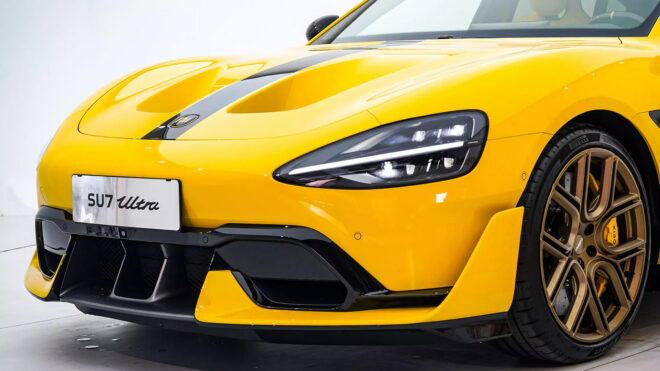 Bazı Xiaomi SU7 Ultra sahipleri, sahte hava girişlerinin kullanıldığı karbon fiber kaput üzerinde tam araç iadesi talep ediyor.