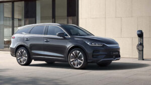 BYD Tang L, küresel pazarlara Atto 8 adıyla çıkarıldı