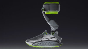 Nike, giyen kişiye destek çıkan motorlu spor ayakkabı sistemini duyurdu