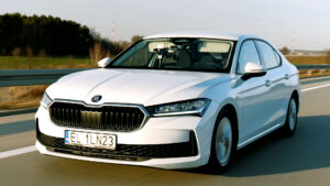 Dördüncü nesil Skoda Superb ile 2.831 km yol yapılarak Guinness Dünya Rekoru kırıldı