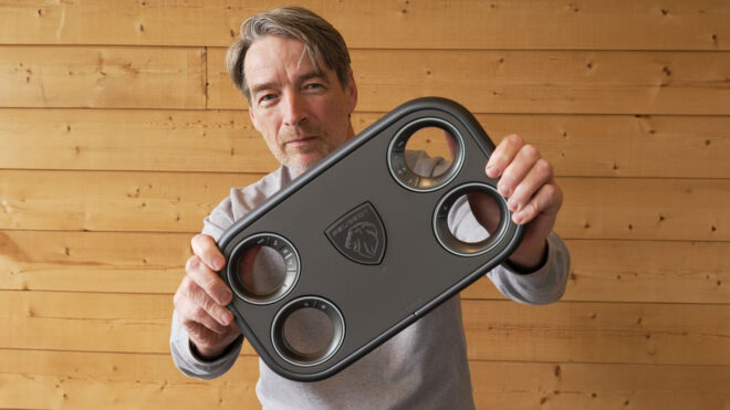 Peugeot, "POLYGON" konseptiyle gerçek hayatta da kullanacağı "Hypersquare" direksiyon simidini gözler önüne serdi