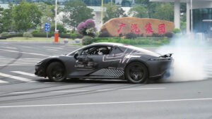 Çinli GAC’dan "Gymkhana" tarzı bir video geldi