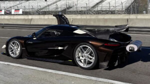 Koenigsegg Sadair’s Spear, Laguna Seca rekorunu özel bir susturucu ile kırdı [Video]