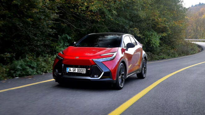 Toyota C-HR Hybrid GR SPORT, Türkiye'de satışa sunuldu