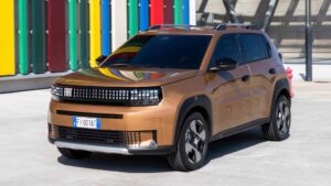 Fiat Grande Panda’nın hibrit versiyonu Türkiye’de satışa sunuldu