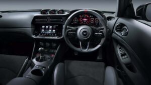 Manuel vitesli yeni Nissan Z Nismo için ilk fotoğraflar paylaşıldı