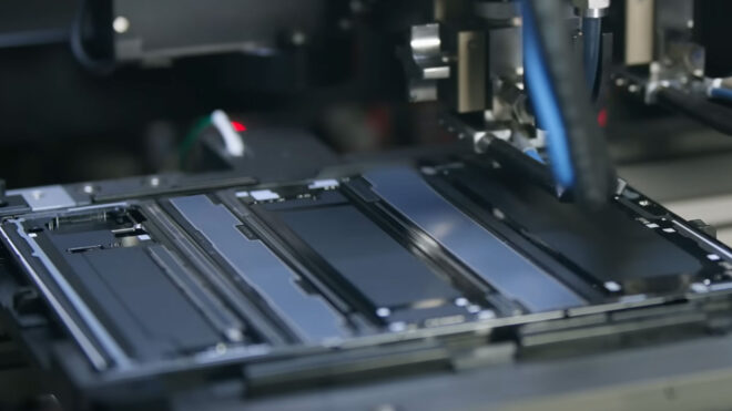 Samsung, Galaxy Z TriFold'un arkasındaki mühendisliği paylaştığı bir video ile gözler önüne serdi.