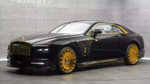 Mansory, dışındaki hoparlörler ile motor sesi veren bir elektrikli Rolls-Royce Spectre hazırladı
