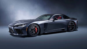 Yeni süper otomobil Toyota GR GT görücüye çıkarıldı