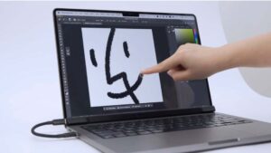 MacBook’lara dokunmatik ekran özelliği ekleyen ürün: "Magic Screen"