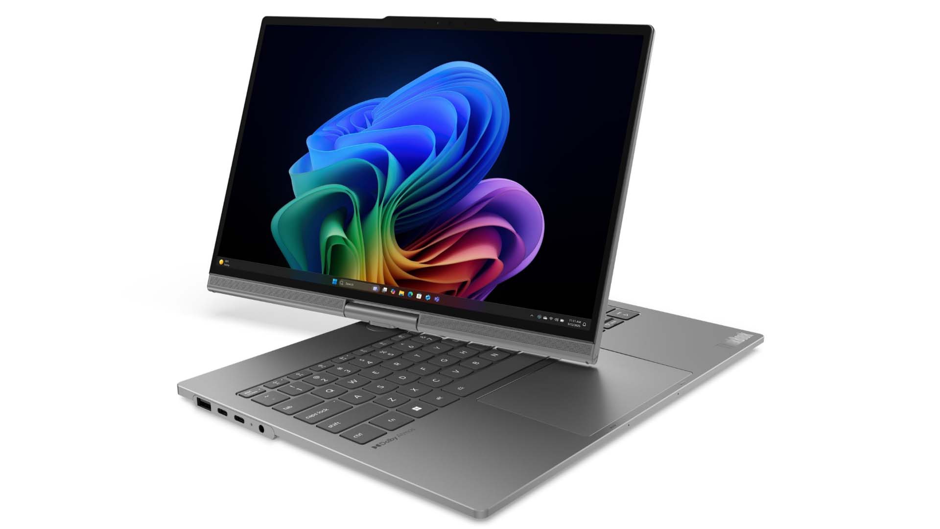 CES 2026'da motorlu menteşesiyle kullanıcısını takip edebilen ThinkBook Plus Gen 7 Auto Twist tanıtıldı