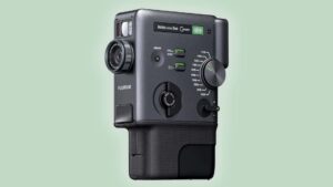 Fotoğraf ve video çekebilen Fujifilm Instax Mini Evo Cinema tanıtıldı