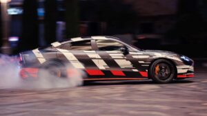 Mercedes-AMG imzalı süper elektrikli aktif tampon sistemiyle geliyor