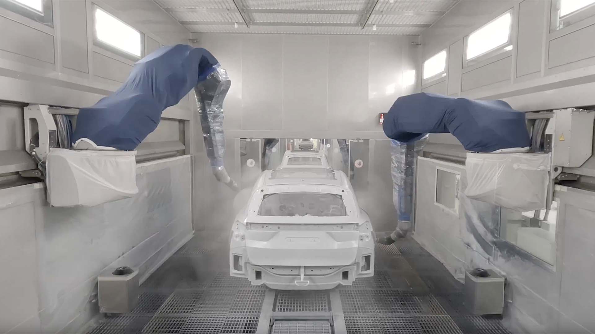 Togg, “Seyhan” renk seçeneğinin üretimini gösteren bir fabrika videosu paylaştı