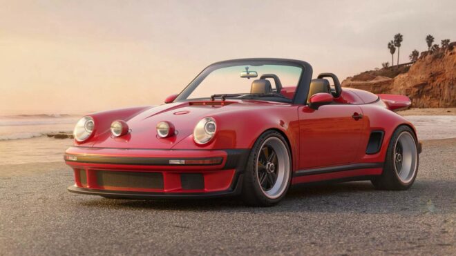 Singer imzalı Porsche 911 Carrera Cabriolet görücüye çıkarıldı
