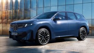 Yeni BMW iX3 50 xDrive Türkiye’de ön talebe açıldı