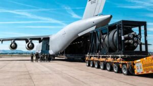 Amerika Birleşik Devletleri Savunma Bakanlığı, C-17 Globemaster III ile "nükleer reaktör" taşıyarak bir ilke imza attı.