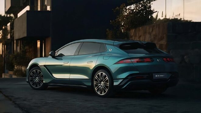 BYD'nin yeni Denza Z9 ve Z9 GT modelleri 1.000 km menzili (CLTC) geçiyor