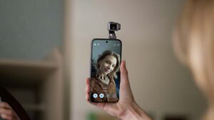 Honor, MWC 2026'da Robot Phone konseptini ve insansı robotunu sergiledi