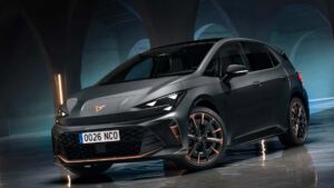 Makyajlı Cupra Born görücüye çıkarıldı