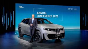 2025'te 2,4 milyon teslimata ulaşan BMW, 2027'ye kadar 40 yeni model tanıtacak