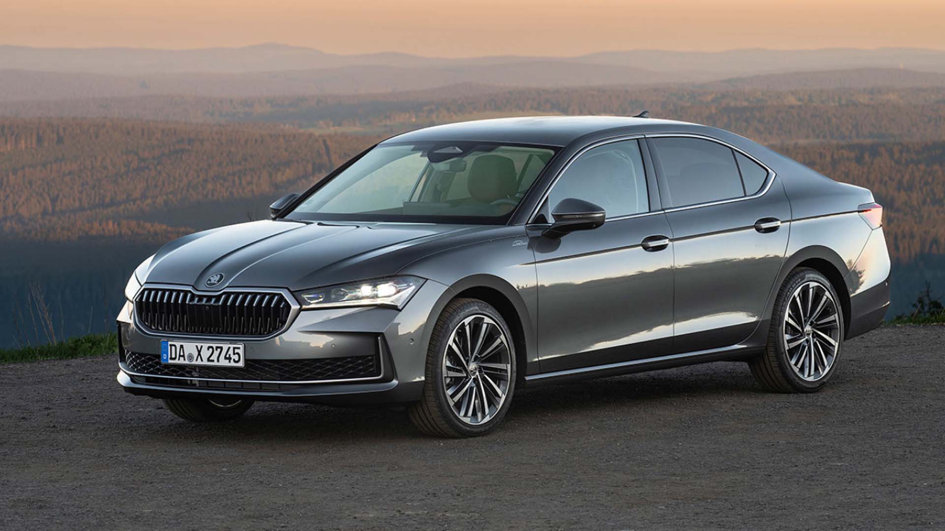 Skoda CEO’su: “Superb sedan üretiminin yarısı Türkiye’ye gönderiliyor.”