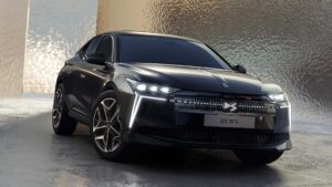 Yeni yeni DS N°4, çok yakında Türkiye'de satışa sunulacak