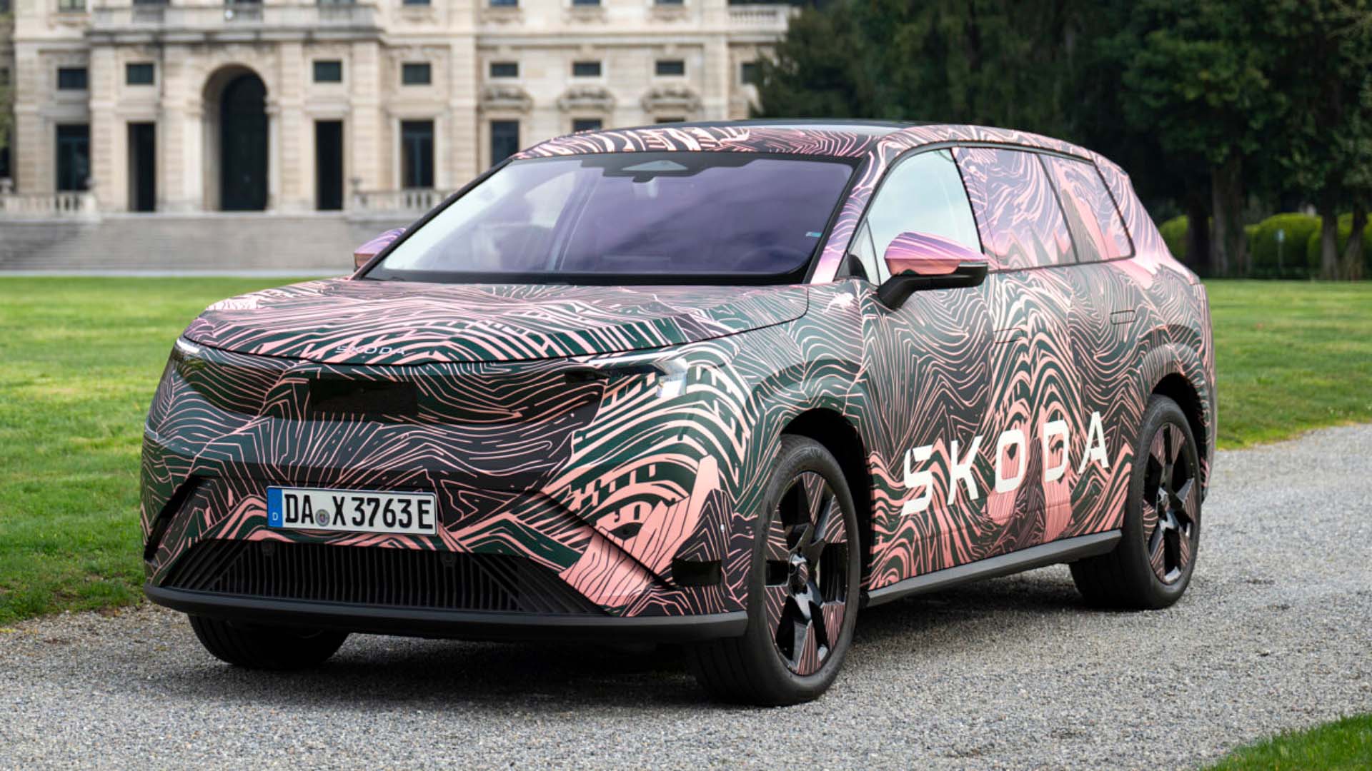 Skoda, yeni amiral gemisi SUV modeli Peaq hakkında yeni detaylar paylaştı