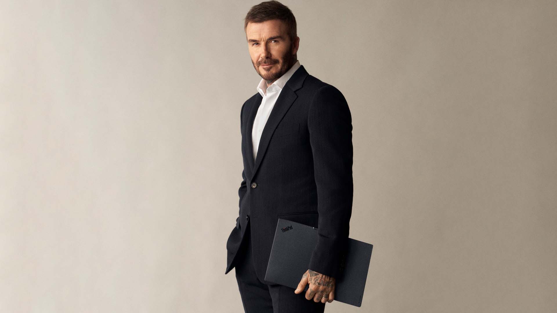 Lenovo, David Beckham ile iş birliği gerçekleştirdi