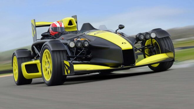 525 beygirlik keyif makinesi Ariel Atom 4RR görücüye çıkarıldı.