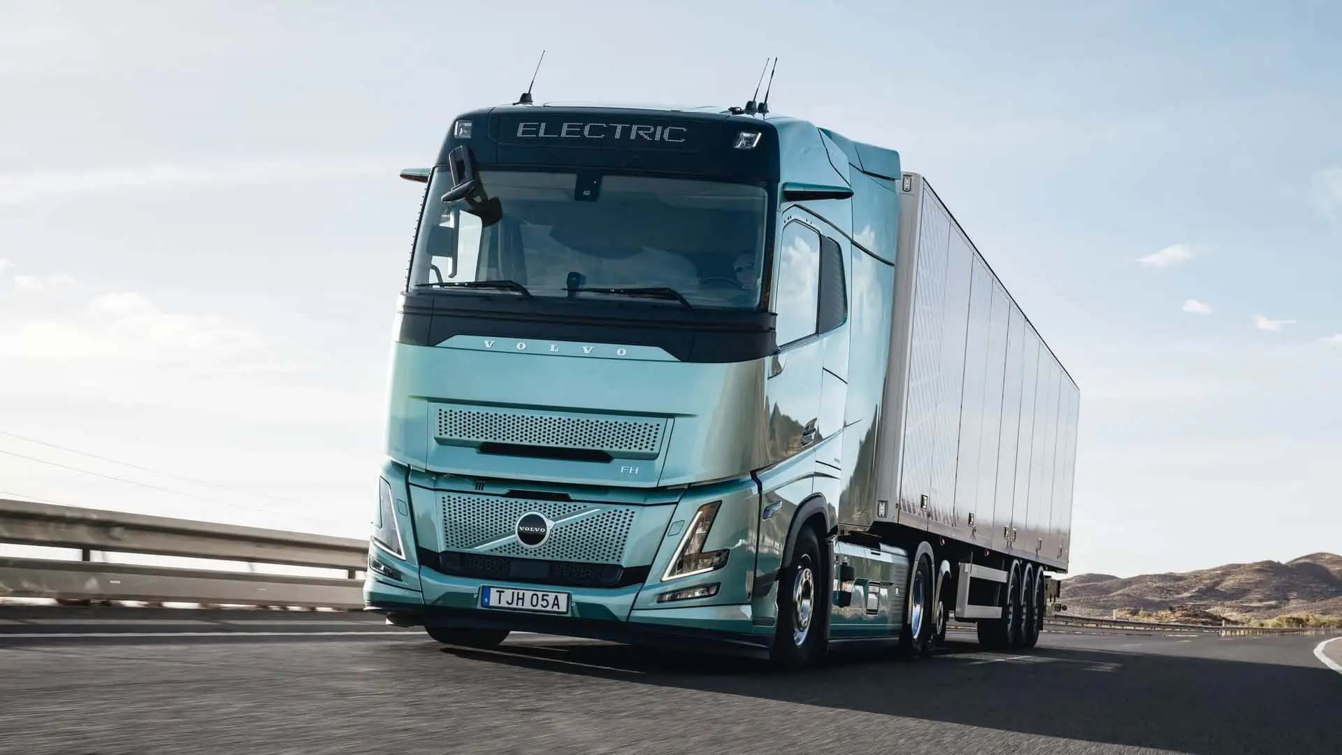 Elektrikli kamyon Volvo FH Aero Electric’in daha uzun menzilli yeni versiyonu tanıtıldı