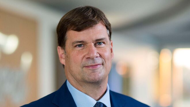 Ford CEO’su Jim Farley’den Tesla’yı geri plana iten açıklama