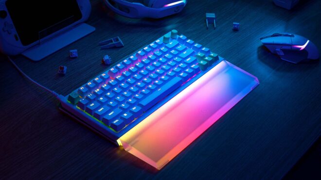 Logitech, yeni oyuncu klavyesi G512 X'i tanıttı