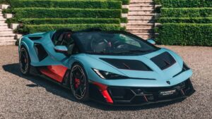 V12 canavar Lamborghini Fenomeno Roadster görücüye çıkarıldı