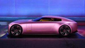 Jaguar, yeni süper elektriklisine "Type 01" adını verdi
