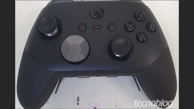 Microsoft'un "Xbox Elite Series 3" kontrolcüsü de ortaya çıktı