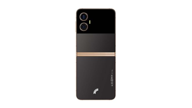 Türkiye'de üretilen katlanabilir telefon modeli Reeder S71 Flip satışa sunuldu