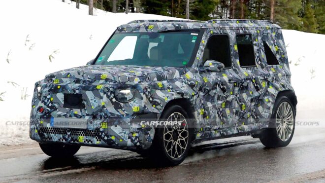 Ufak Mercedes-Benz G-Class