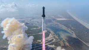 SpaceX, Starship V3 denemesinden harika videolar paylaştı