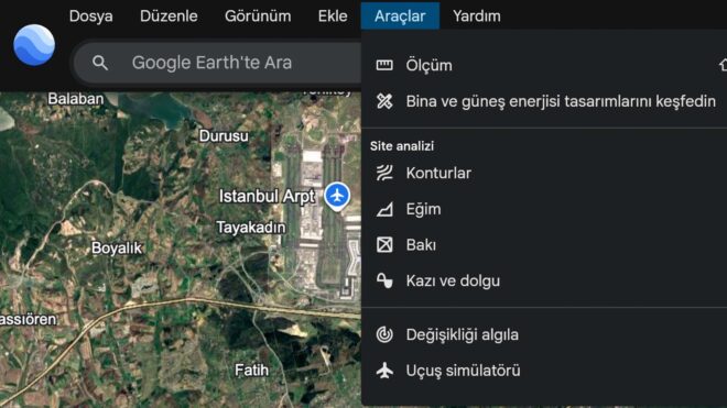 Google Earth'ün web sürümüne herkesin kullanabileceği bir "Uçuş Simülatörü" dahil edildi