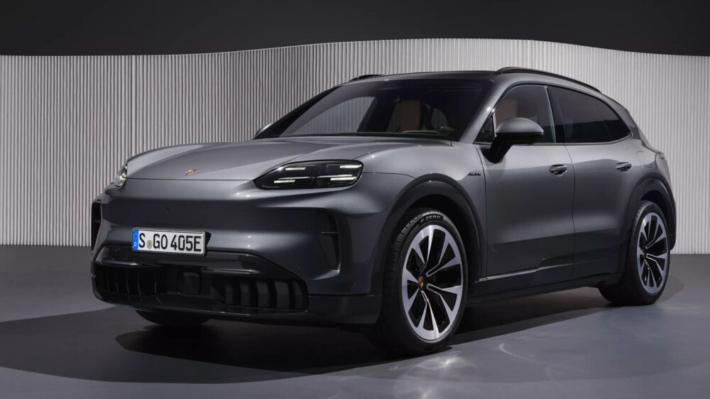 Yeni elektrikli Porsche Cayenne Türkiye'de satışa sunuldu