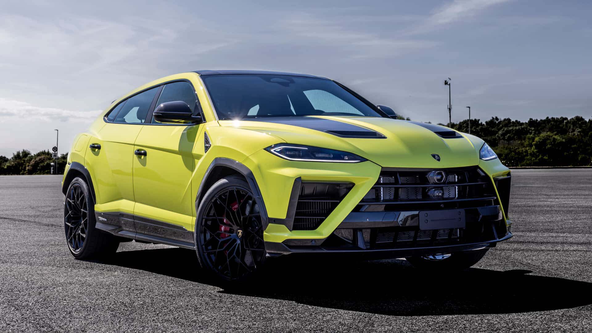 800 beygirlik Lamborghini Urus SE Performante tanıtıldı