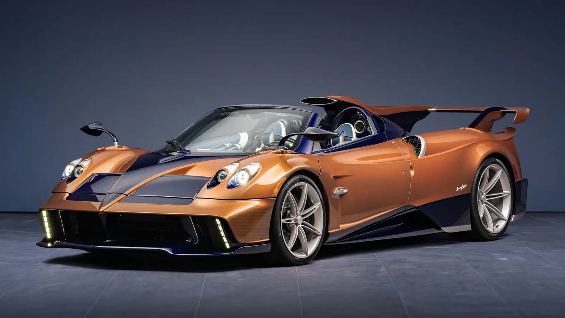 Özel model Pagani Huayra 70 Derecho görücüye çıkarıldı