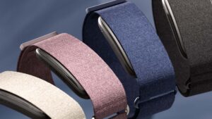 Garmin, ekransız akıllı bileklik modeli CIRQA'yı tanıttı