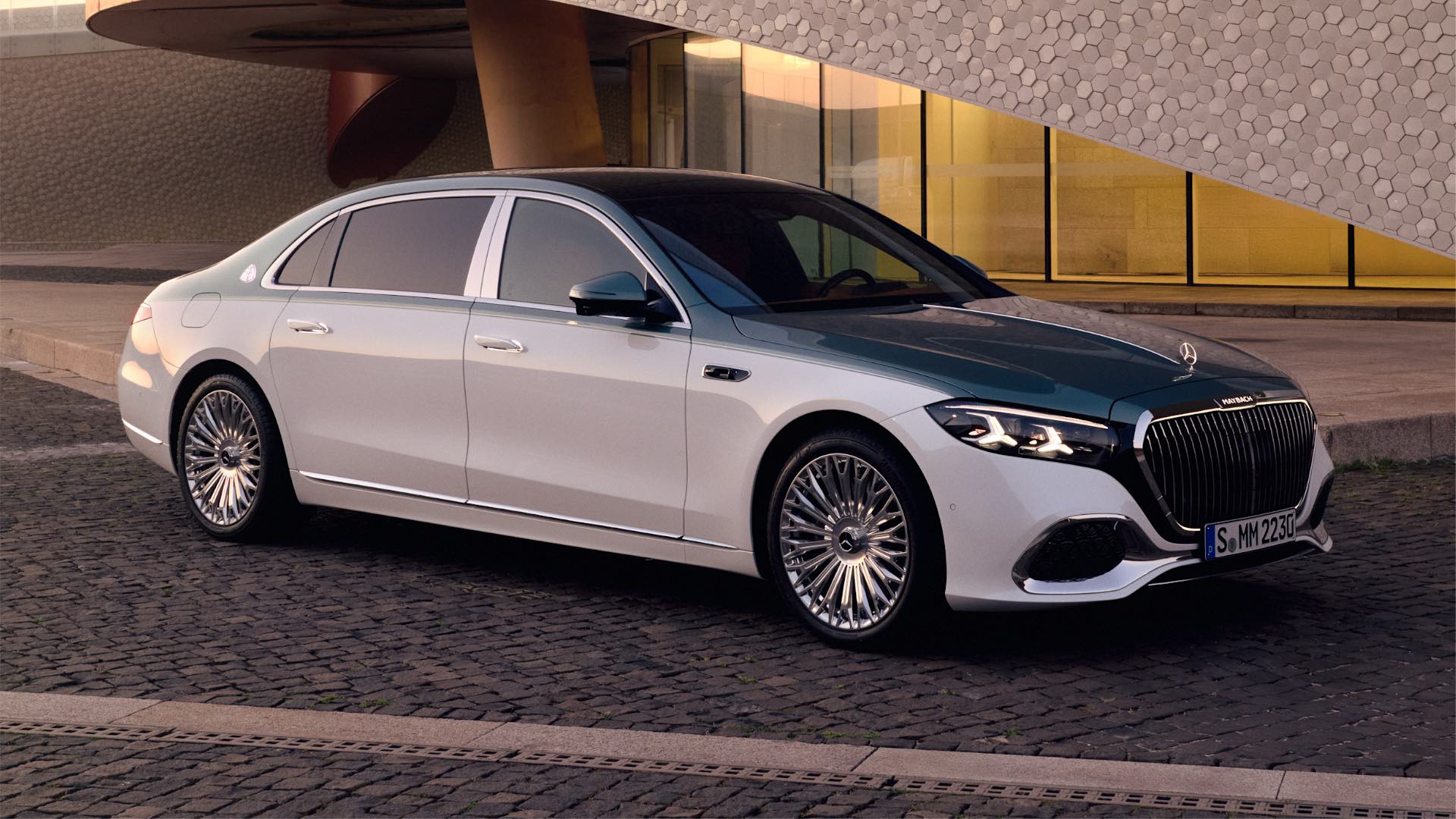 Yeni Mercedes-Benz S-Serisi ve Mercedes-Maybach S-Serisi Türkiye’de satışa sunuldu