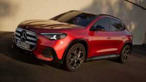 Yeni nesil Mercedes-Benz GLA tanıtıldı