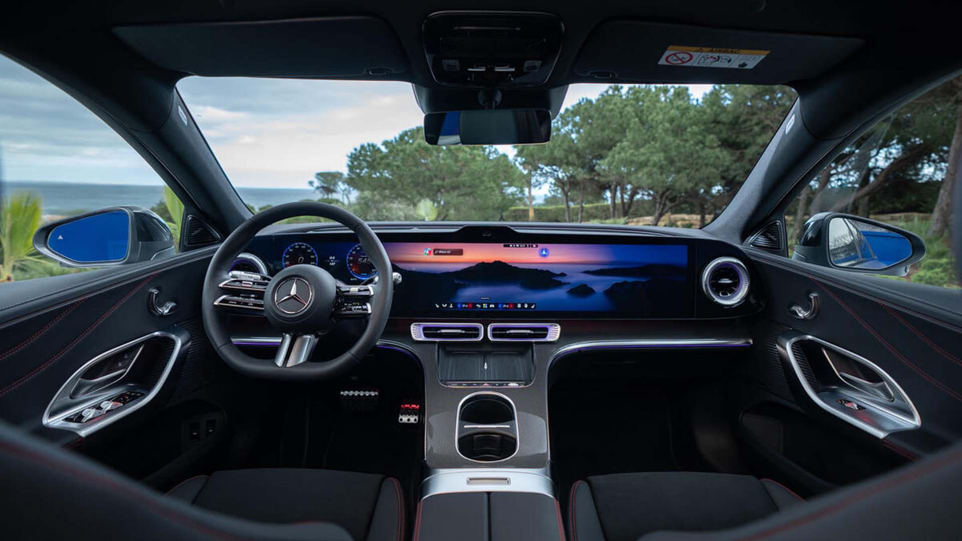 Mercedes-Benz, yeni araçlarında daha fazla fiziksel butona yer verebilir