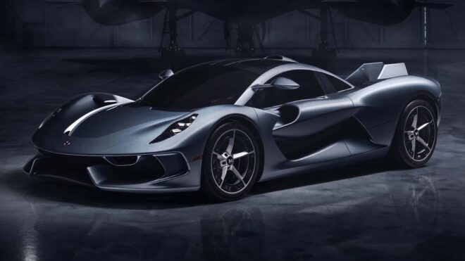 Yeni süper otomobil modeli "Hennessey Blackbird" tanıtıldı